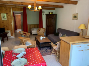 T2 Cabine 6 pers avec parking, face aux pistes - Enchastrayes - FR-1-165A-189
